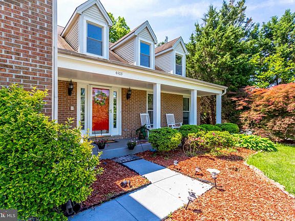 3rd image of 4405 Twin Knolls Ct