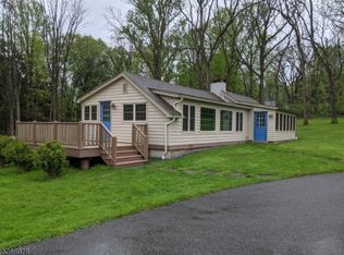116 Driftway E, Hampton, NJ 08827