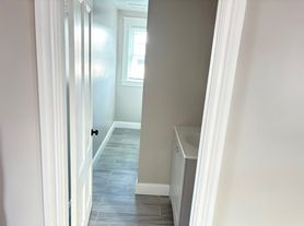 936 S Main St, Fall River, MA