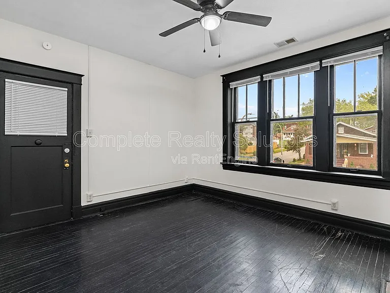 4301 S 38th St #2S — Photo 7