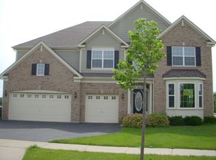 4080 Conifer Ct, Elgin, IL 60124