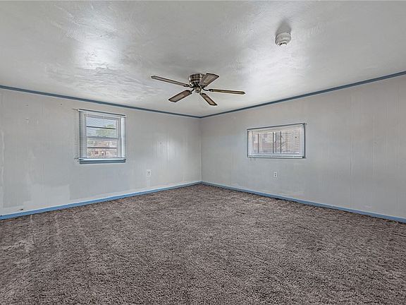 3rd image of 426 Guthrie St