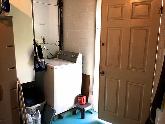 5th image of 714 Caroline Ave