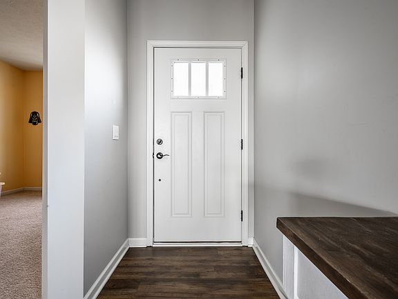 3rd image of 18647 Goldwater Rd