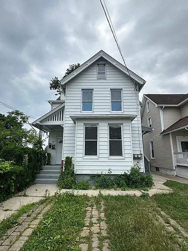 26 Rowan St #1 Photo 1 26 Rowan St #1 Photo 1