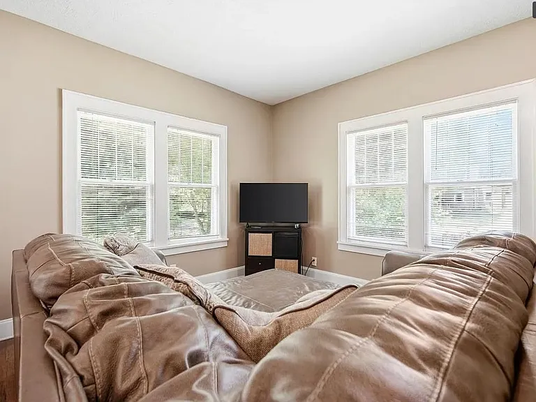 803 Osage St — Photo 11