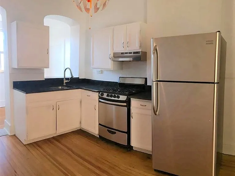 1311 N Downing St — Photo 12