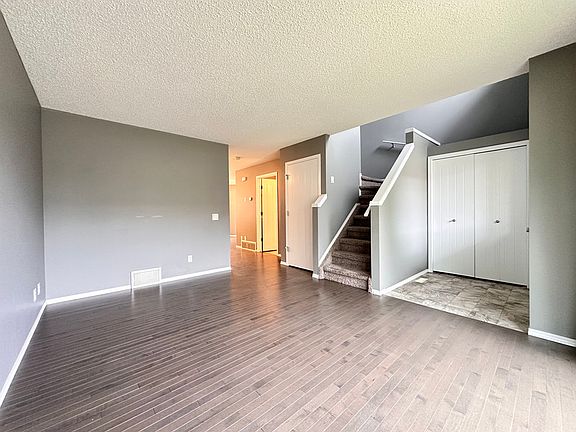 5th image of 9432 211th St NW