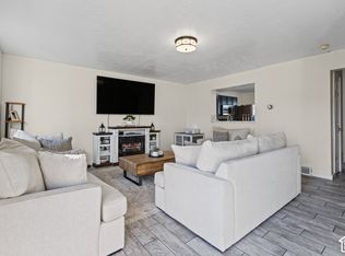 505 S 450 E, Clearfield, UT 84015