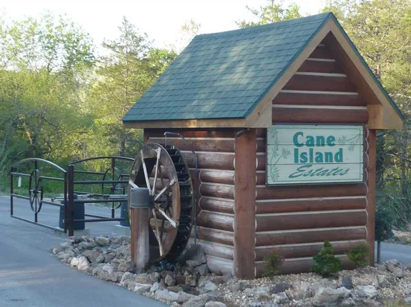 26 Cane Island Rd, Flippin, AR 72634