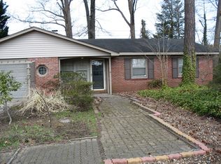 540 W Plantation Rd, Virginia Beach, VA 23454