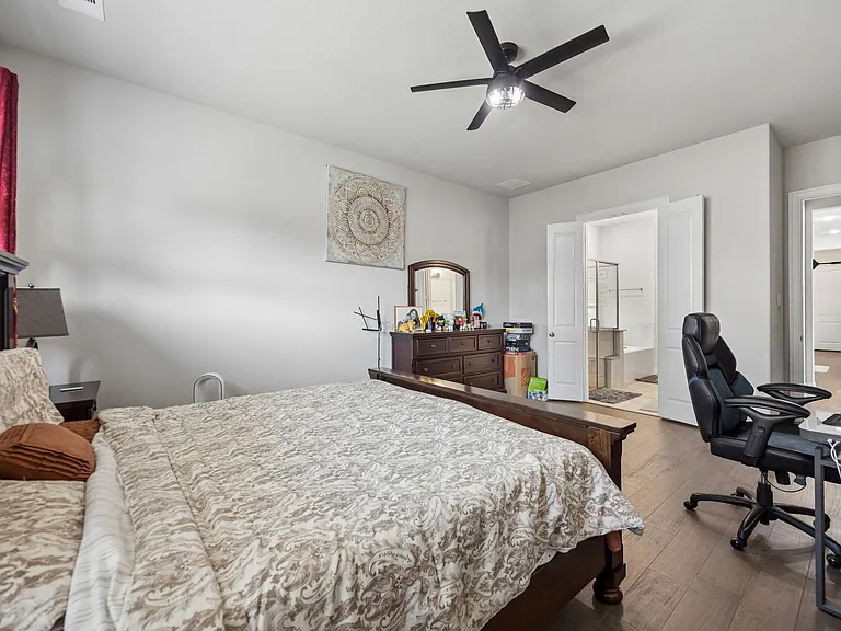 4500 El Paso Dr — Photo 14