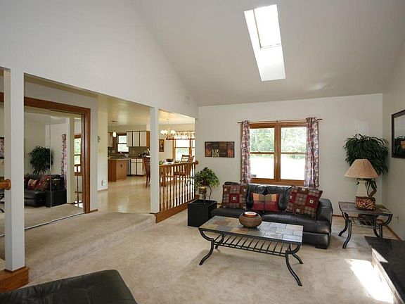 3rd image of 3843 W Leah Ave