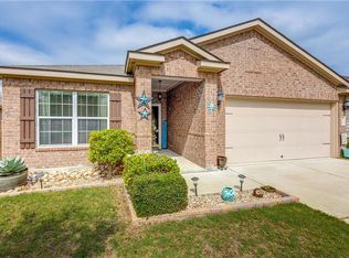 209 Sapphire Ln, Jarrell, TX 76537
