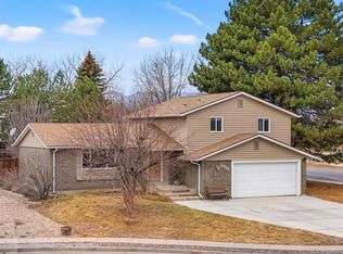 12398 W 70th Ave, Arvada, CO 80004