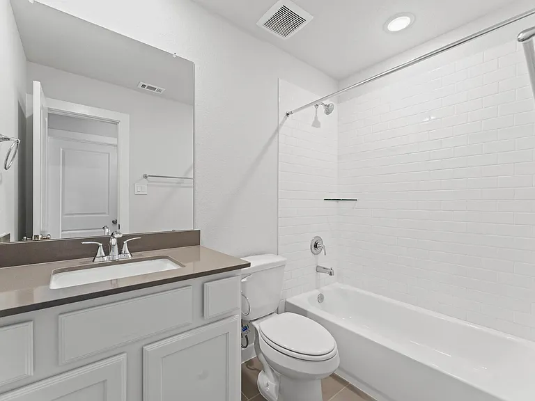 16514 Lake Austin St — Photo 25