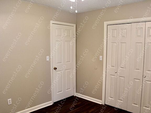 5th image of 1000 N Red St APT 6
