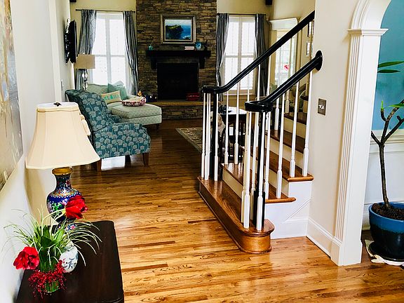 5th image of 703 Ashburton Dr