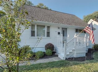 135 Best St, Bedford, OH 44146