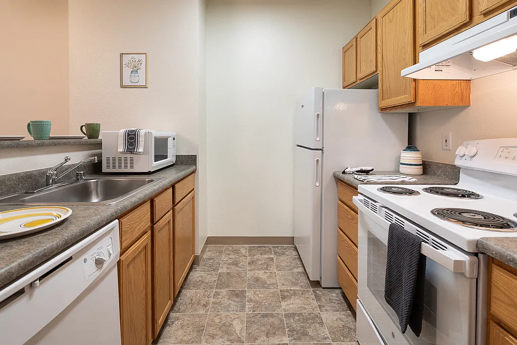 Tate Mason House - 55+ Community — Photo 3