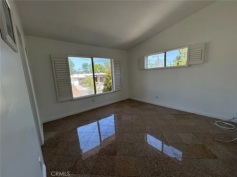 24010 Hatteras St — Photo 22