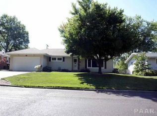 6434 N Greenmont Rd, Peoria, IL 61614