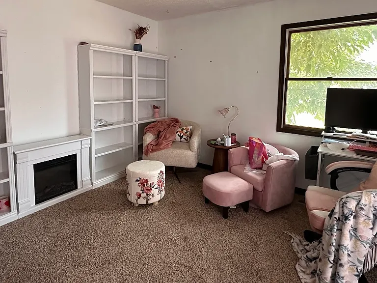 407 Cardinal Dr — Photo 8