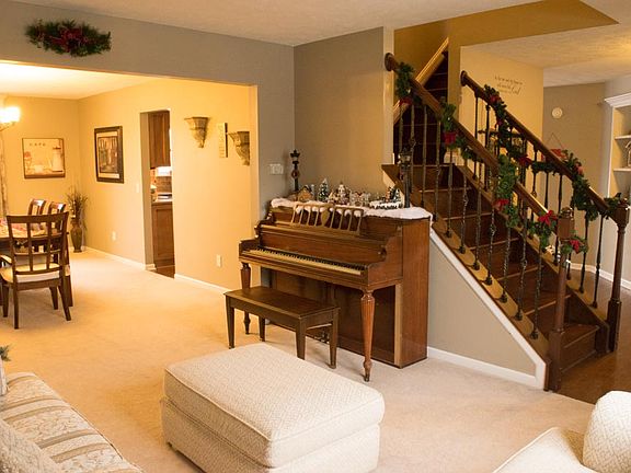 5th image of 6532 Yorkshire Cir