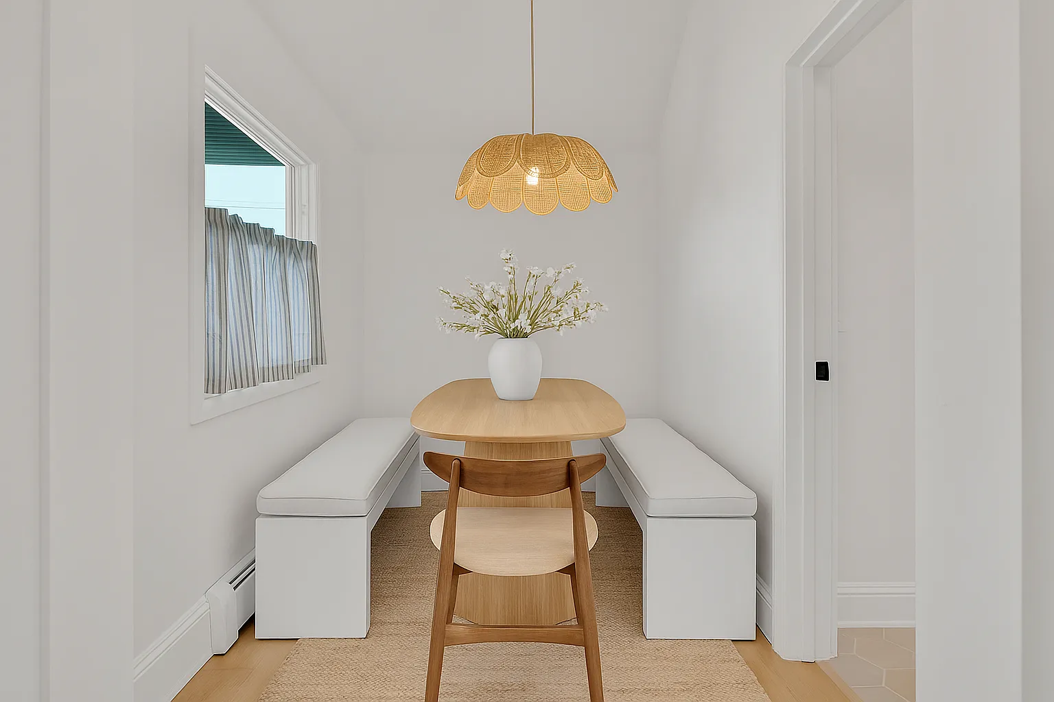 203 12th Ave — Photo 4