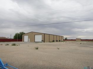 27 W Compress Rd, Artesia, NM 88210