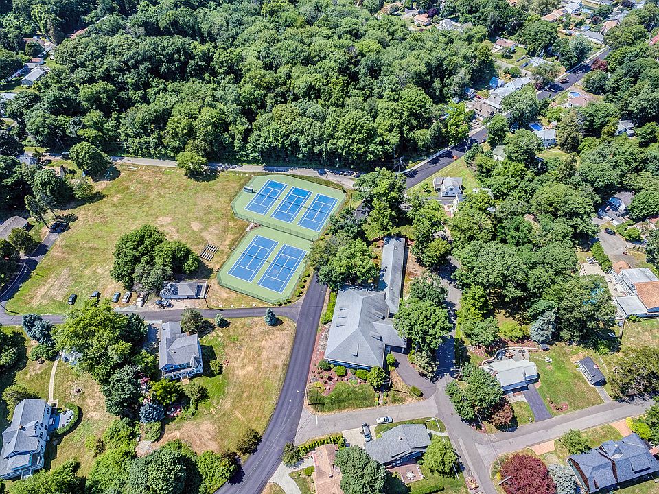 16 Seaview Ave, Milford, CT 06460 Zillow