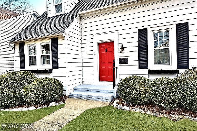 1st image of 6 N Southwood Ave