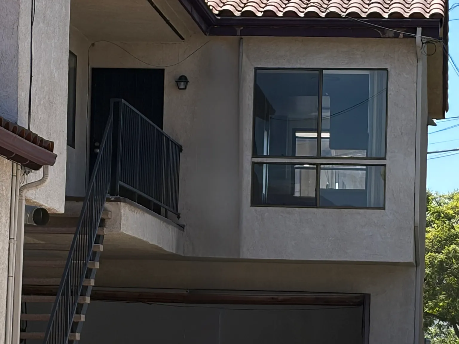3 bed, 1400 sqft, $3,300 — Photo 2
