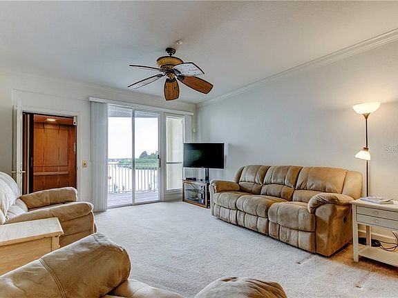 5th image of 145 Brent Cir