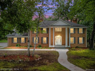 1530 Knob Hl, Commerce Township, MI, 48382