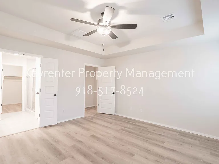 12461 S Lakewood Ave — Photo 15