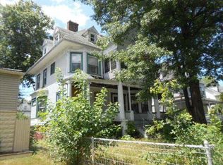 89 Beech St, East Orange, NJ 07018