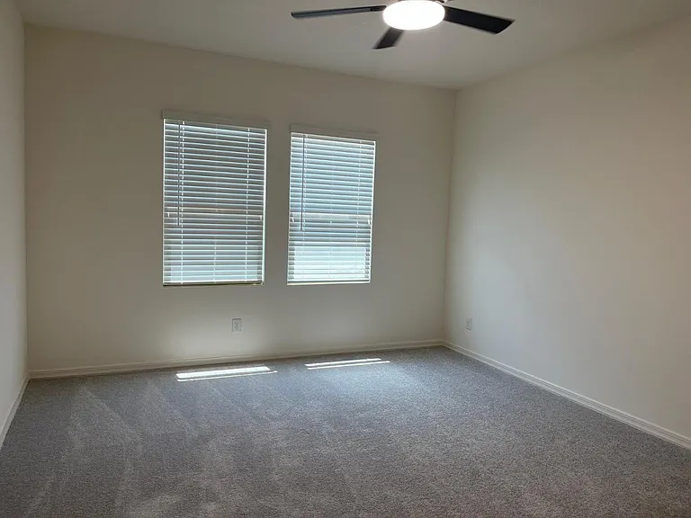 4466 N 100th Ave — Photo 30