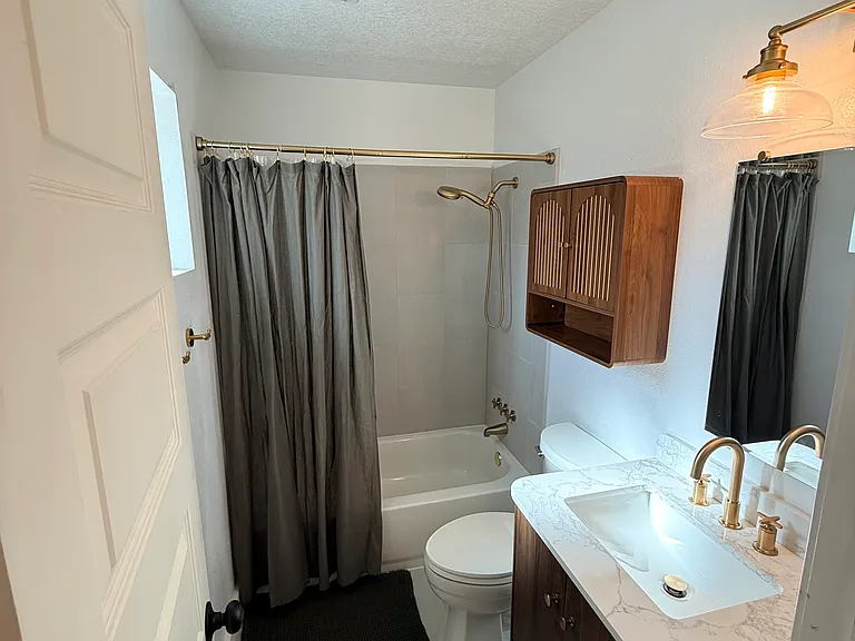 1407 El Camino Real St — Photo 20