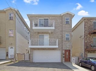 1433 44th St, North Bergen, NJ 07047