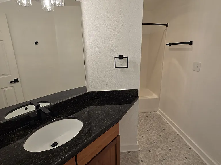 8964 Redmond Woodinville Rd NE #203 — Photo 20