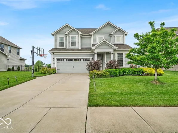 13495 Forest Glade Dr, Fishers, IN 46037
