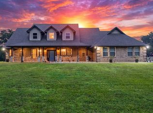 1408 Pine Wilderness Dr, Queen City, TX 75572