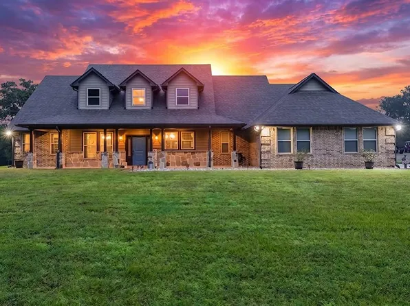 1408 Pine Wilderness Dr, Queen City, TX 75572