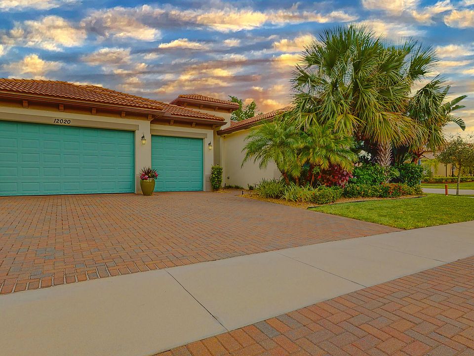 1st image of 12020 SW Oakwater Court