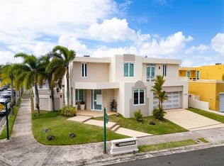 8 Wmh P23 Las Flores De Montehiedra, San Juan, PR 00926