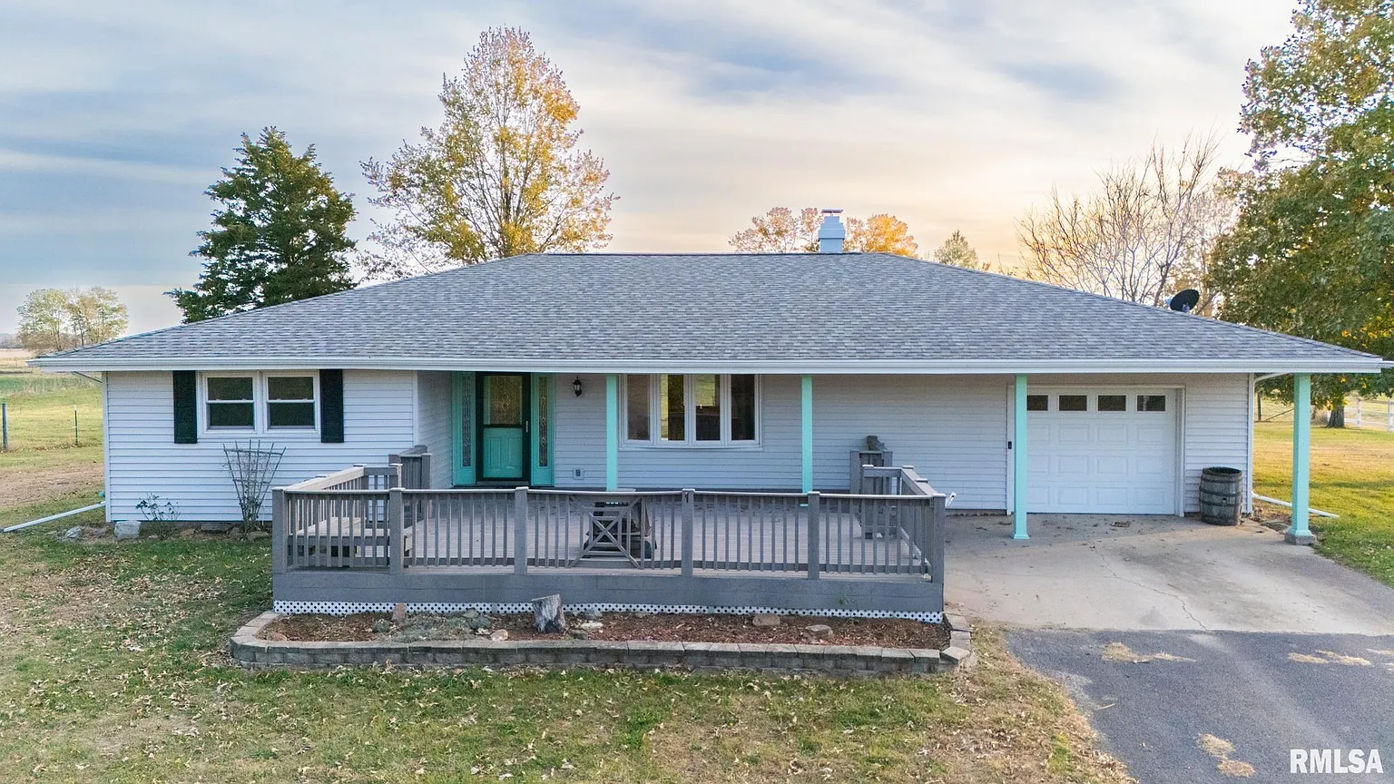 15085 Woodrow Rd photo 1