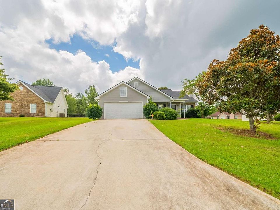 1st image of 40 Princeton Ct