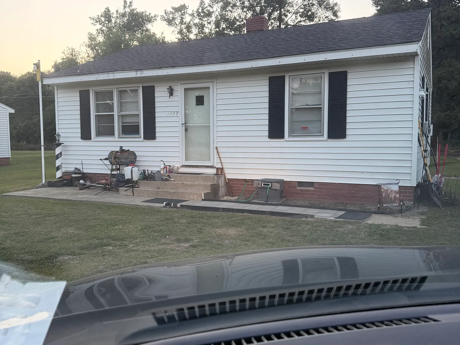3428 Grainger Station Rd — Photo 1
