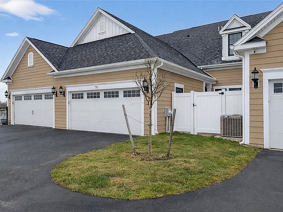 5th image of 45 Watermark Lndg E